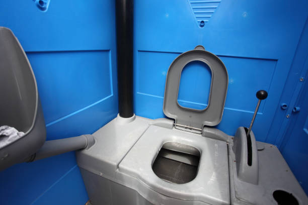 Best Luxury portable toilet rental  in Ravenswood, WV